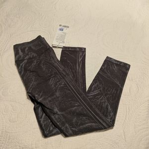 NWT Lululemon athletica Ebb to street leggings